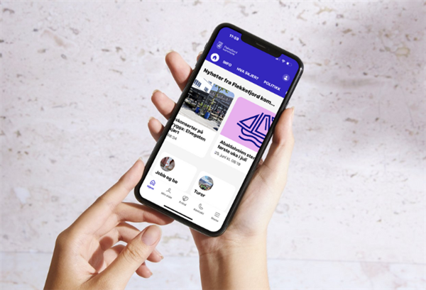 Telefon som viser kommunens nye app. 